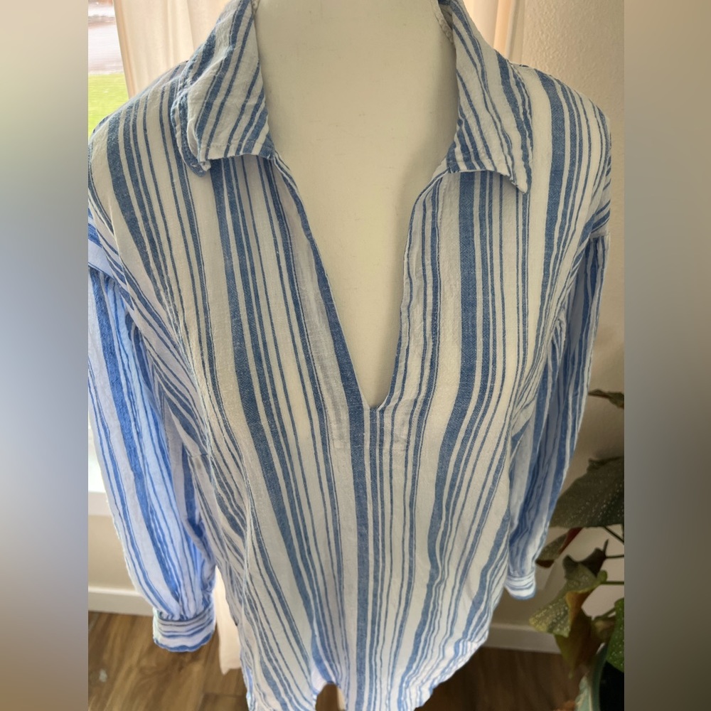 Cabi linen blend pullover top - M